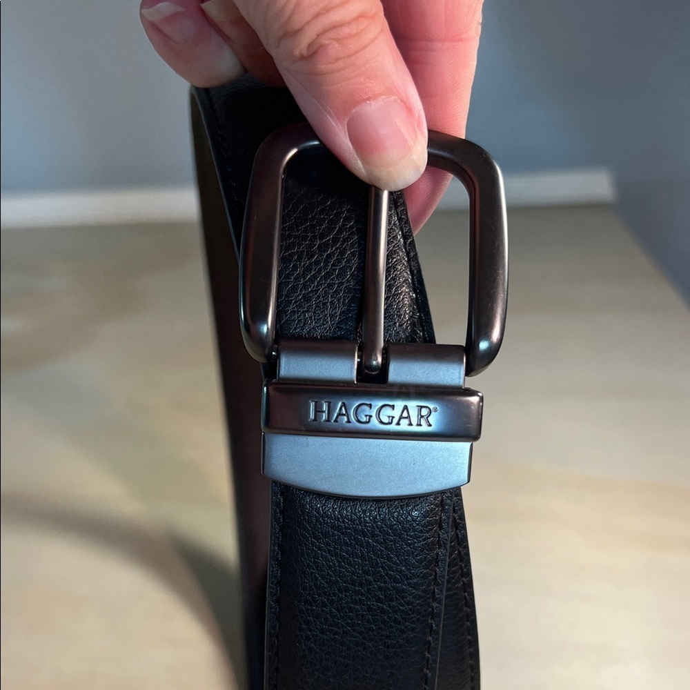 Haggar Black Belt with Brushed Silver Buckle Sz 34